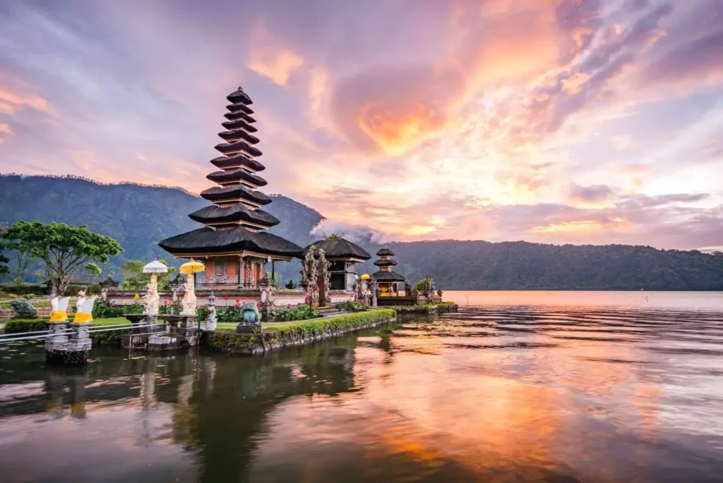  Best Indonesian Islands 