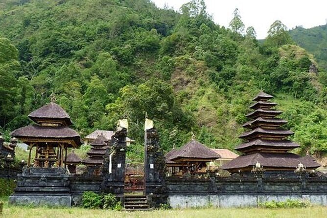 Private Tour to Trunyan Village Skull Island