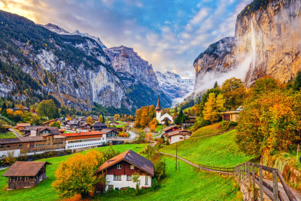 Good Travel Places in October